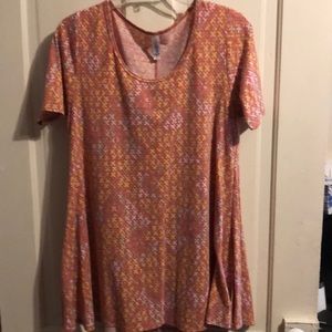 Lot of 4 Lularoe perfect tees in great condition